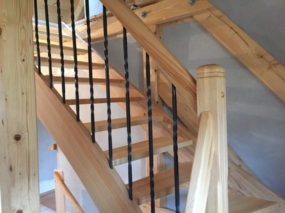 Dřevěné samonosné schodiště